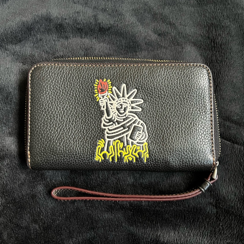 Coach clutch NewYork/statue of Liberty